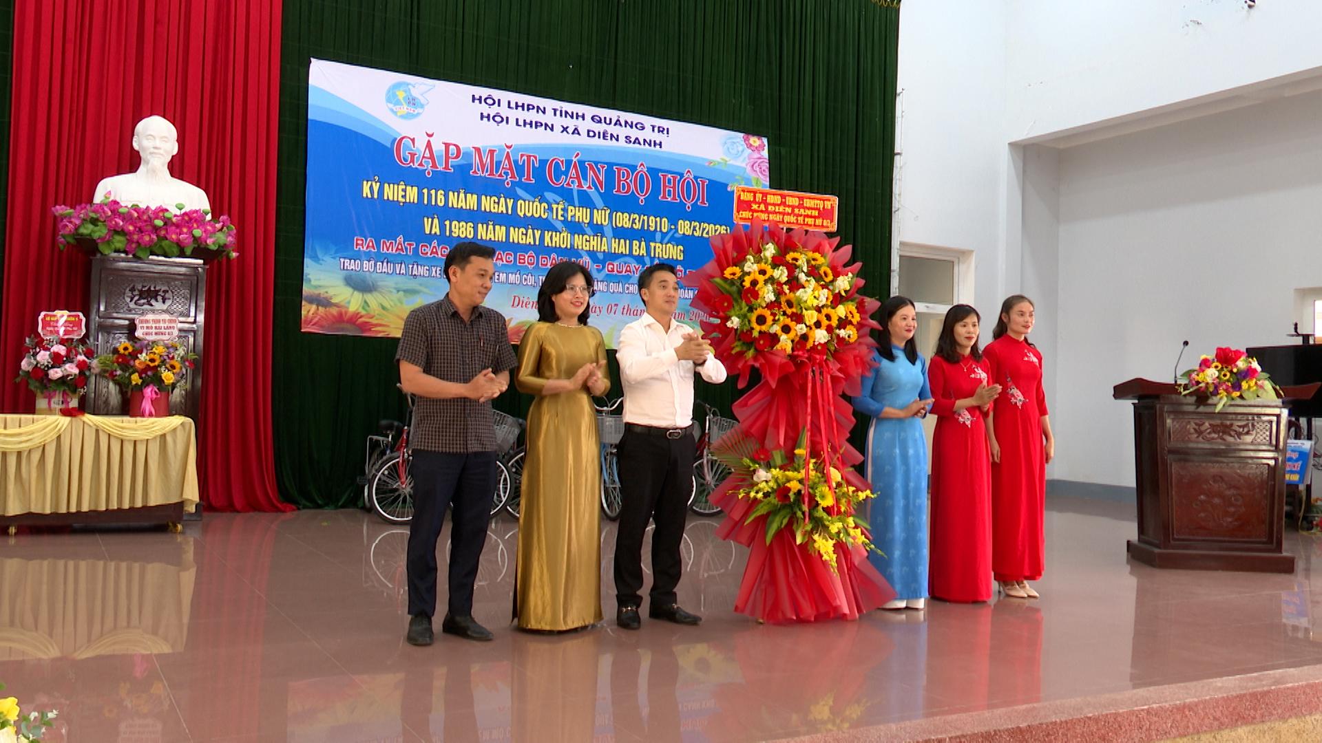 Ấm áp Chương trình tọa đàm kỷ niệm ngày Quốc tế phụ nữ 8/3