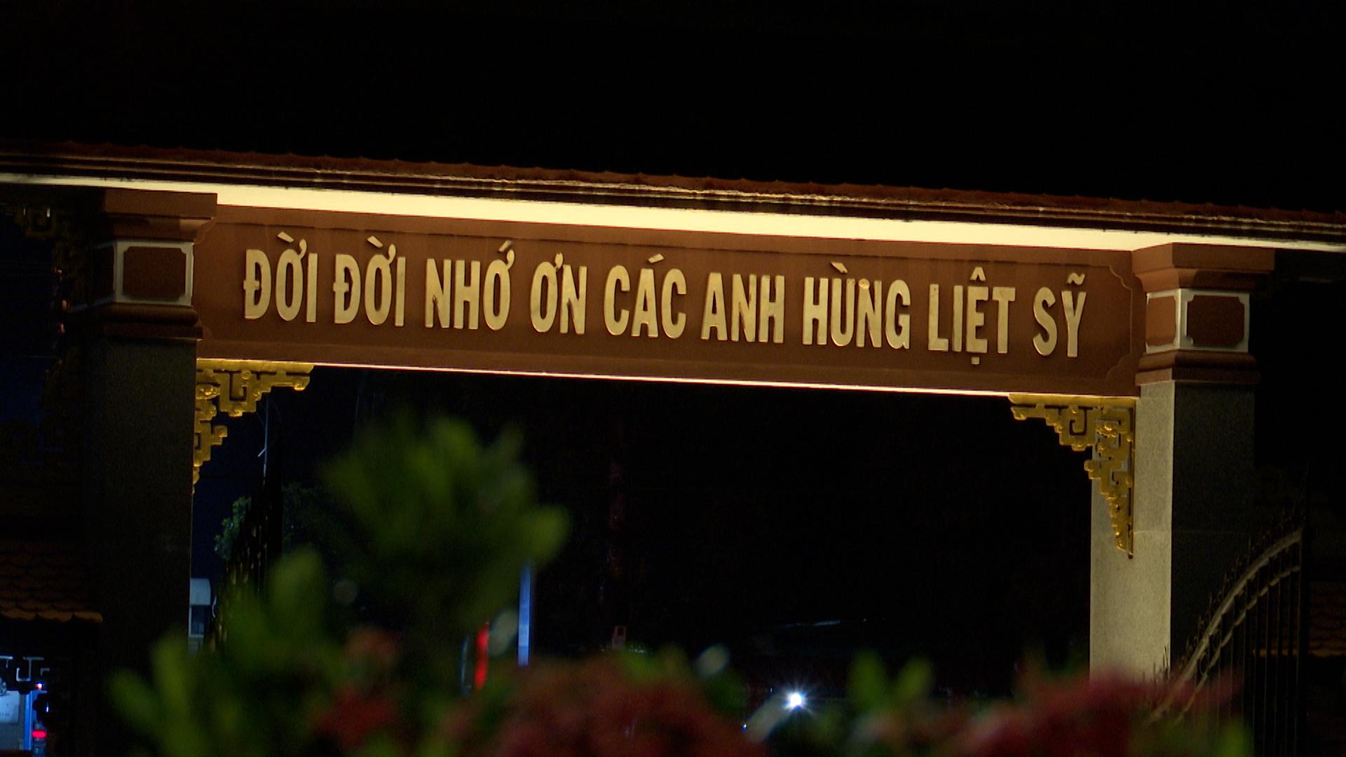 Đêm tri ân trên vùng đất Diên Sanh anh hùng